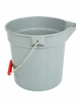 Globe Commercial Products 11 Quart Easy Pour Utility Pail Cleaning Tools