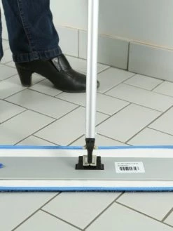 Globe Commercial Products Microfiber Flat Mop Wet Pads 9 Globe Commercial Products Microfiber Flat Mop Wet Pads