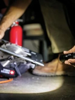 Coast Products Coast® HX5R Rechargeable Pure Beam Focusing Pocket Light - 340 Lumens - 178M Beam