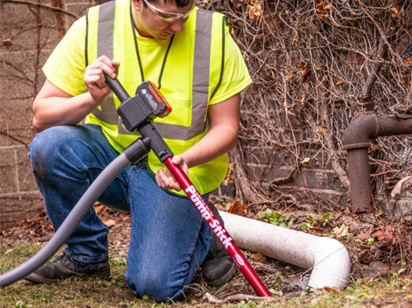 Reed Pump Stick 18/20 Volt Battery Operated Water Transfer Pump 4 Reed Pump Stick 18/20 Volt Battery Operated Water Transfer Pump