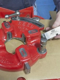 Reed Universal Pipe Threading Dies Pipe Tools