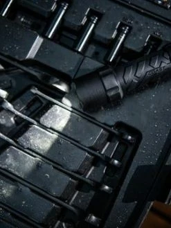 Coast Products Lighting Coast® POLYSTEEL® PS200 Pure Beam Focusing Flashlight - 320 Lumens - 118M Beam 7 Coast Products Lighting Coast® POLYSTEEL® PS200 Pure Beam Focusing Flashlight - 320 Lumens - 118M Beam