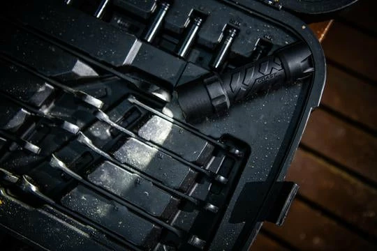 Coast Products Lighting Coast® POLYSTEEL® PS200 Pure Beam Focusing Flashlight - 320 Lumens - 118M Beam 5 Coast Products Lighting Coast® POLYSTEEL® PS200 Pure Beam Focusing Flashlight - 320 Lumens - 118M Beam