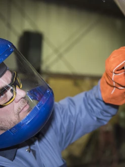 Personal Protective Equipment Sellstrom 380 Series Dual Crown Ratchet Adjustment Faceshield Kit - Clear Visor